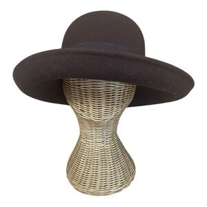 Vintage Womens Brown Large Roll Rim Hat One Size With Bow 100% Wool Felt